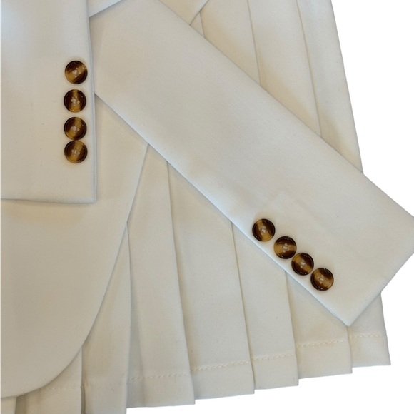 Adorable Pleated Skorts Skirt Shorts Size XS - Picture 8 of 13